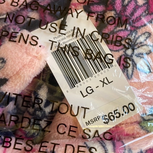 Vera Bradley Plush Fleece Robe NWT - Picture 4 of 5